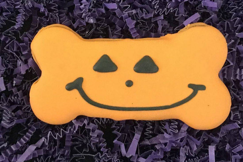Smiling Face Pumpkin Dog Cookie